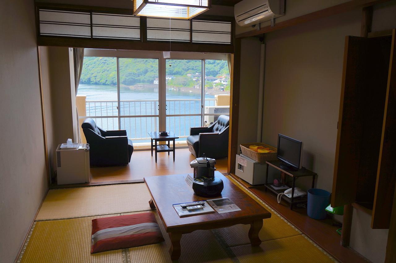 Hotel Yakushima Sanso Екстер'єр фото