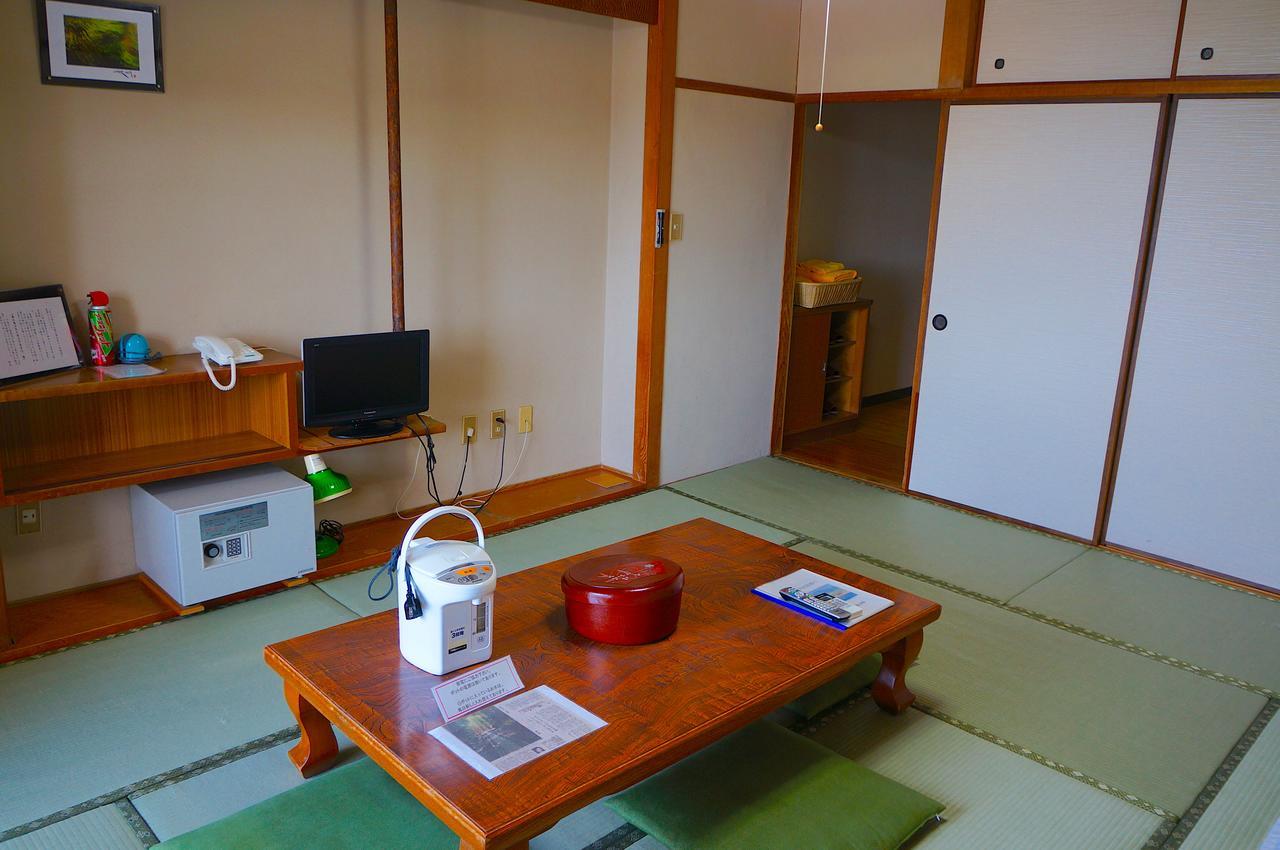 Hotel Yakushima Sanso Екстер'єр фото